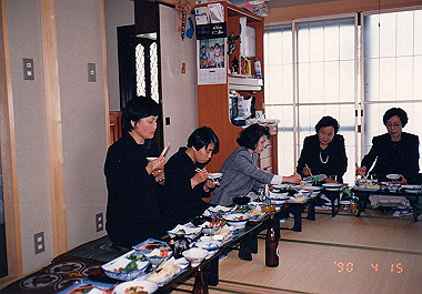 19900415008_thumb.jpg