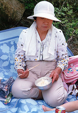 19900422012_thumb.jpg