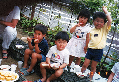 19900422043_thumb.jpg