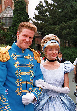 19900613012_thumb.jpg