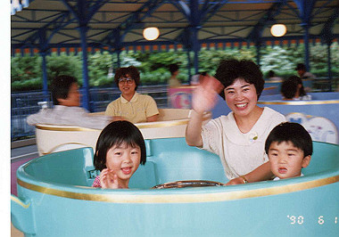 19900613032_thumb.jpg