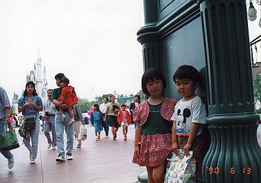 19900613067_thumb.jpg