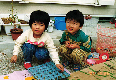 19901028_005_thumb.jpg