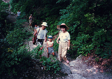 19910816_170_thumb.jpg
