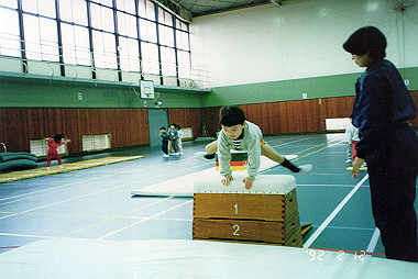 19920212_003_thumb.jpg