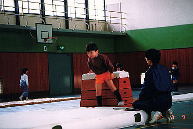 19920309_008_thumb.jpg
