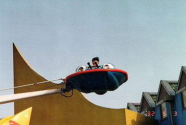 19920503_038_thumb.jpg