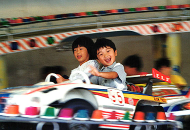 19921000_005_thumb.jpg