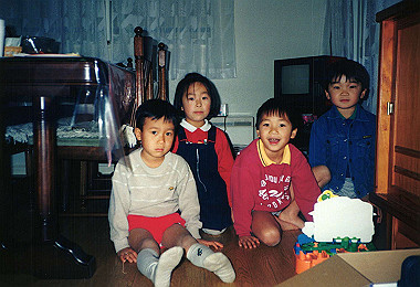 19930300_001_thumb.jpg