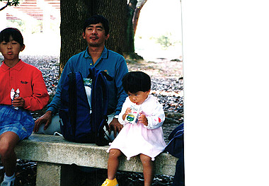 19941099_115_thumb.jpg
