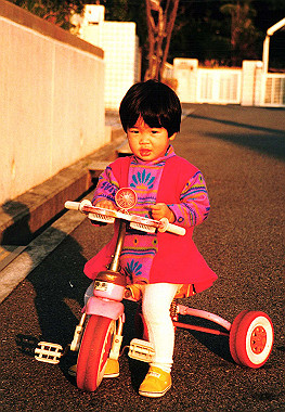 19950300_006_thumb.jpg