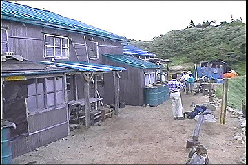 199608_063_thumb.jpg