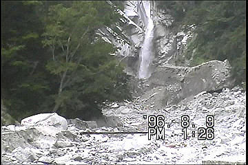 199608_077_thumb.jpg