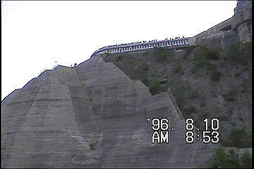 199608_082_thumb.jpg