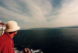 19961103_0300_thumb.jpg