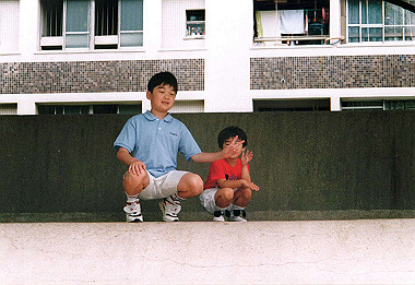 19971099_003_thumb.jpg