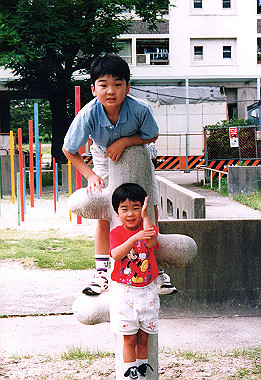 19971099_017_thumb.jpg