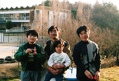 19980103_001_thumb.jpg