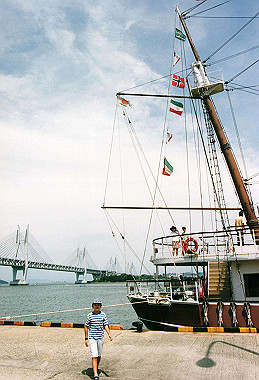 19980817_033_thumb.jpg