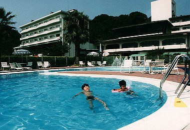 19980821_001_thumb.jpg