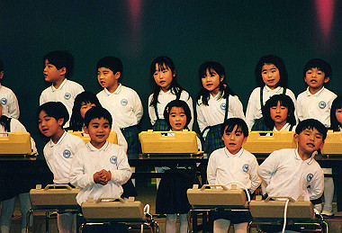 19990301_003_thumb.jpg
