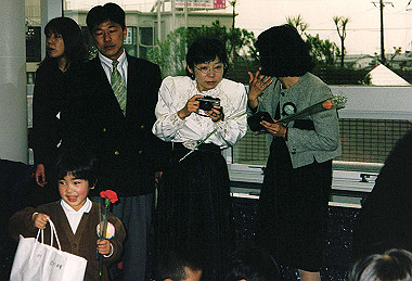 19990325_004_thumb.jpg