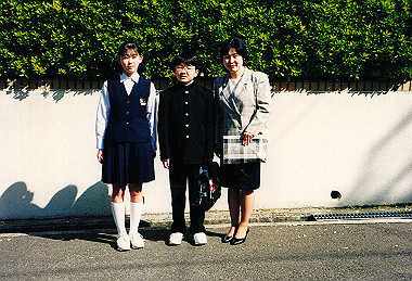 19990402_006_thumb.jpg