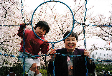 19990404_012_thumb.jpg