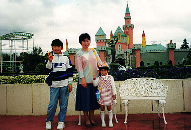 19990501_001_thumb.jpg