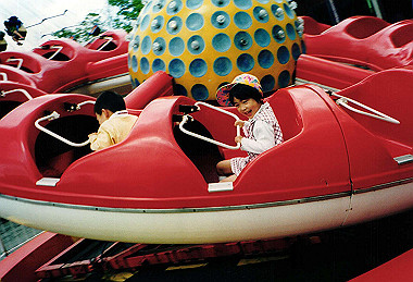 19990501_008_thumb.jpg