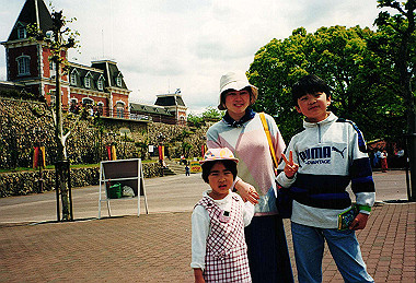 19990501_018_thumb.jpg