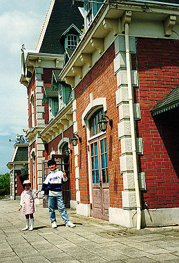 19990501_019_thumb.jpg