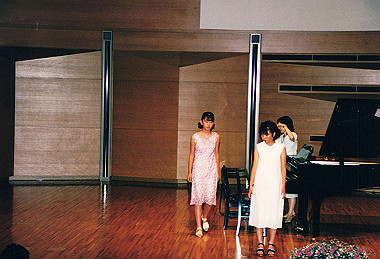 19990701_023_thumb.jpg