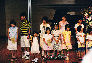19990701_030_thumb.jpg