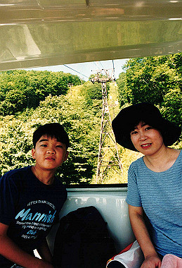 19990827_089_thumb.jpg