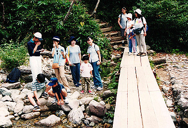 19990827_119_thumb.jpg