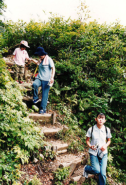 19990827_125_thumb.jpg