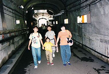 19990827_200_thumb.jpg