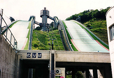 19990827_205_thumb.jpg