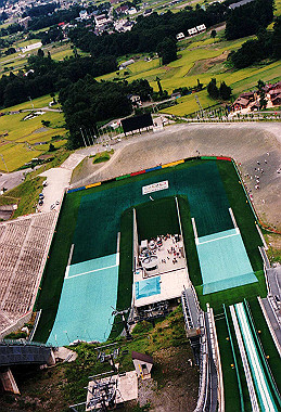 19990827_230_thumb.jpg
