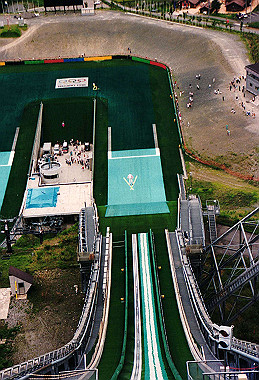 19990827_245_thumb.jpg