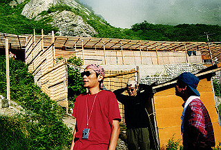 19990808_006_thumb.jpg