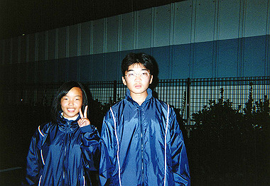 20001000_016_thumb.jpg