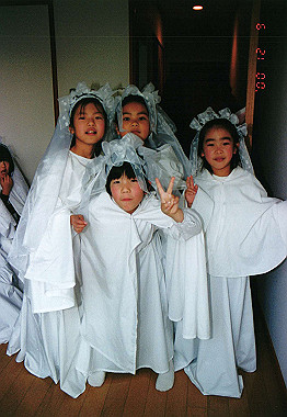 20001209_004_thumb.jpg