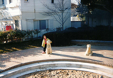 20010100_021_thumb.jpg
