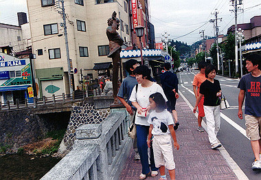 20010820_048_thumb.jpg