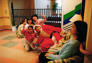20011218_010_thumb.jpg