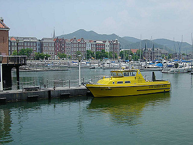 20020608_130_thumb.jpg