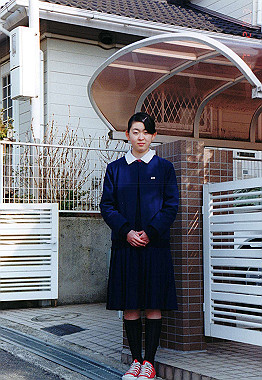20030300_004_thumb.jpg