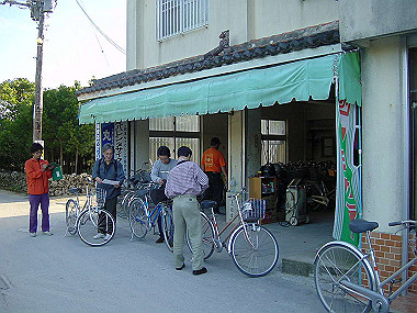 20041228_t010_thumb.jpg
